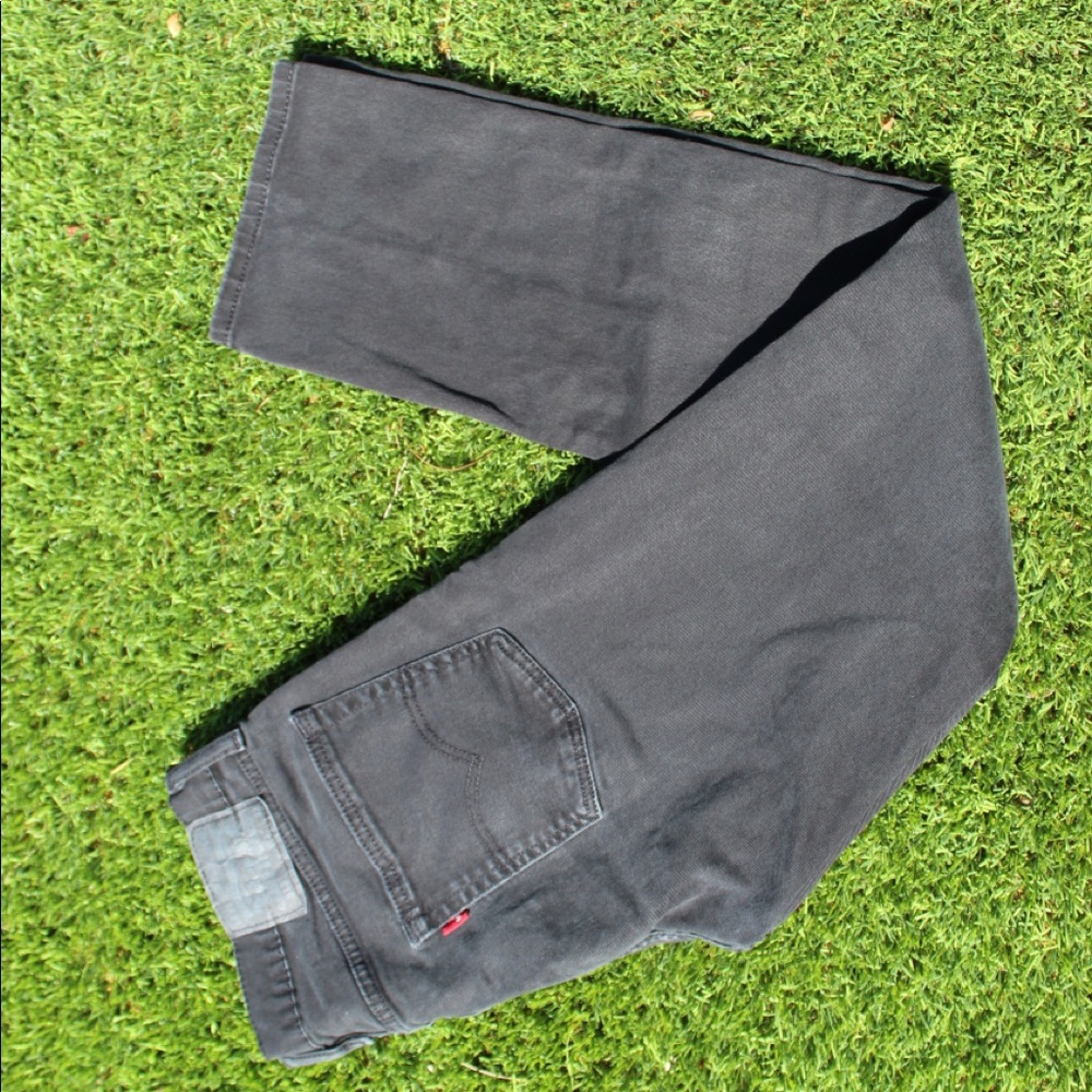 worn black levi's jeans 513 32x32